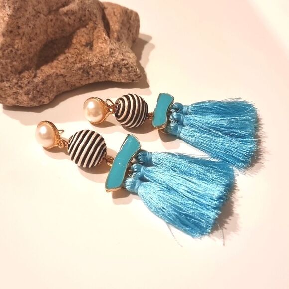 New ZARA Mod Geo Blue Fringe Earrings - Picture 3 of 9